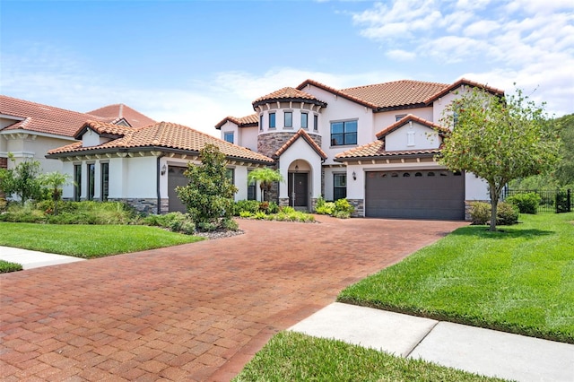 8414 Dunham Station Dr, Tampa, FL 33647 - photo 1