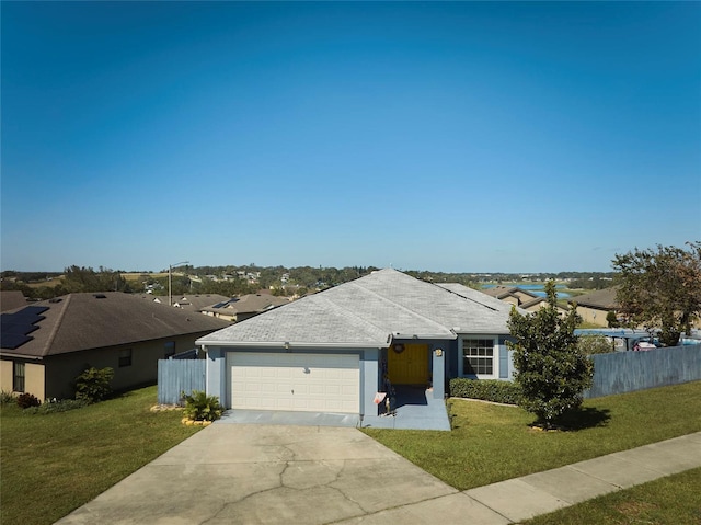 612 Chicago Way, Dundee, FL 33838 - ranch-style house featuring driveway and a garage