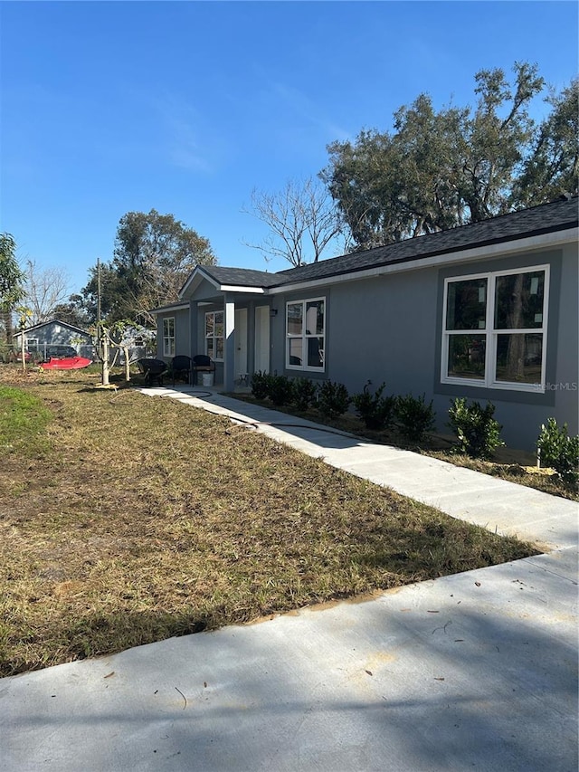 1740 Magnolia Ave, Bartow, FL 33830 - single story home with a front lawn