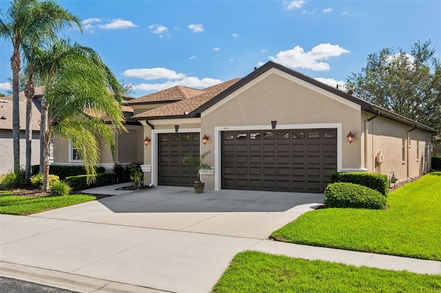 view of front facade featuring a garage