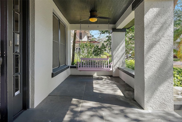 view of patio with ceiling fan and covered porch