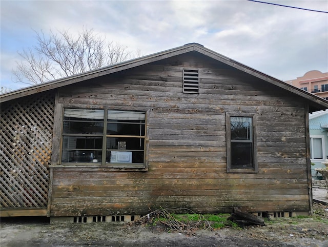 view of home's exterior