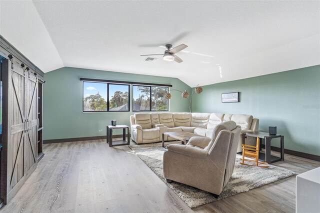 913 Buckhurst Dr, Spring Hill, FL 34609 - photo 23
