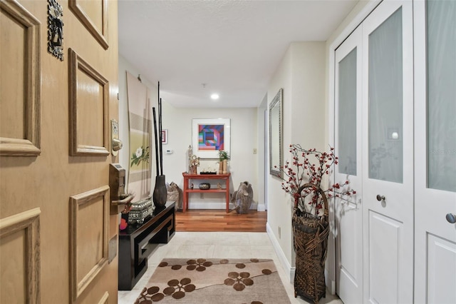36750 US Highway 19 N Unit 05213, Palm Harbor, FL 34684 - foyer featuring light tile patterned flooring and recessed lighting