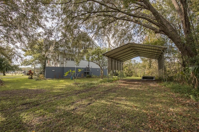 view of yard with a carport