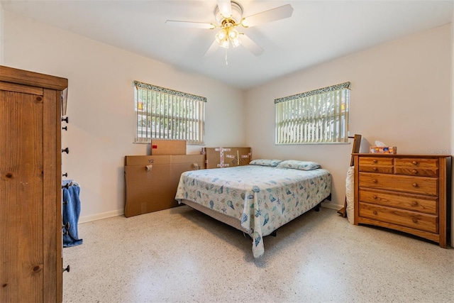 bedroom with ceiling fan