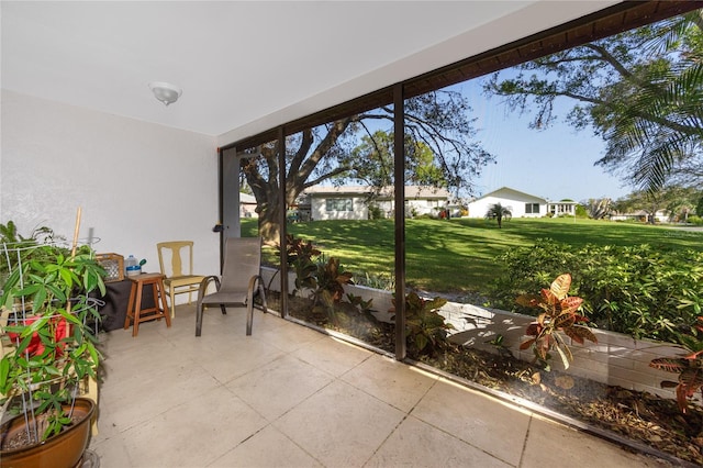 view of sunroom / solarium