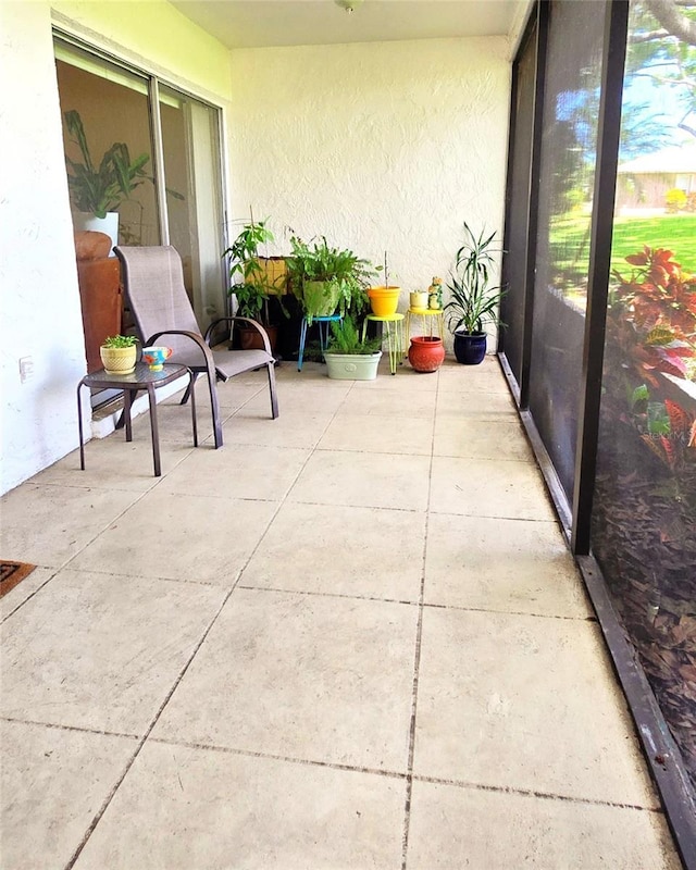 2390 Shelly Dr Unit D, Palm Harbor, FL 34684 - view of sunroom
