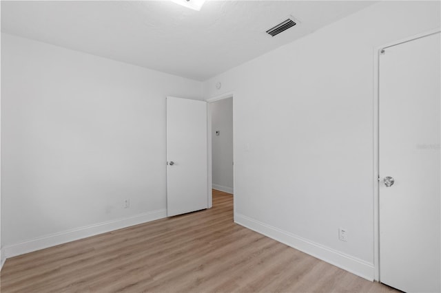 empty room featuring light hardwood / wood-style flooring