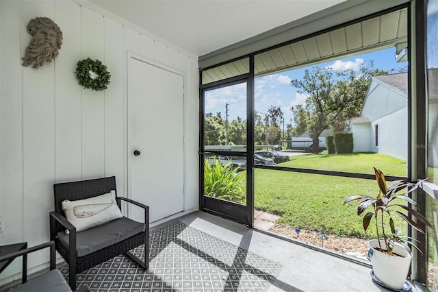 view of sunroom / solarium