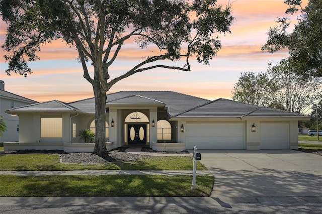 view of front facade with a garage