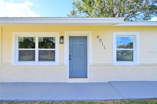 view of doorway to property