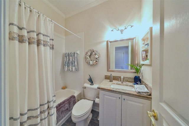 full bathroom featuring shower / bath combo with shower curtain, vanity, toilet, and ornamental molding