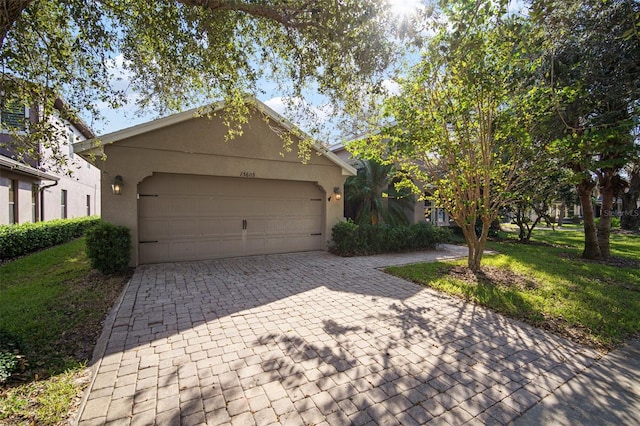 view of front of property with a front lawn