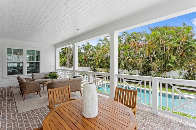 322 Bayview Dr NE, Saint Petersburg, FL 33704 - photo 42