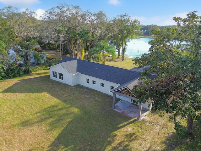 Listing photo 3 for 16122 E Lake Burrell Dr, Lutz FL 33549