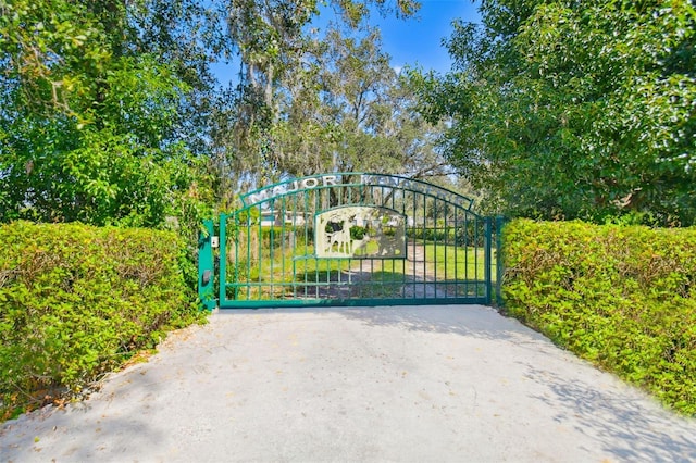 1810 Curry Rd, Lutz, FL 33549