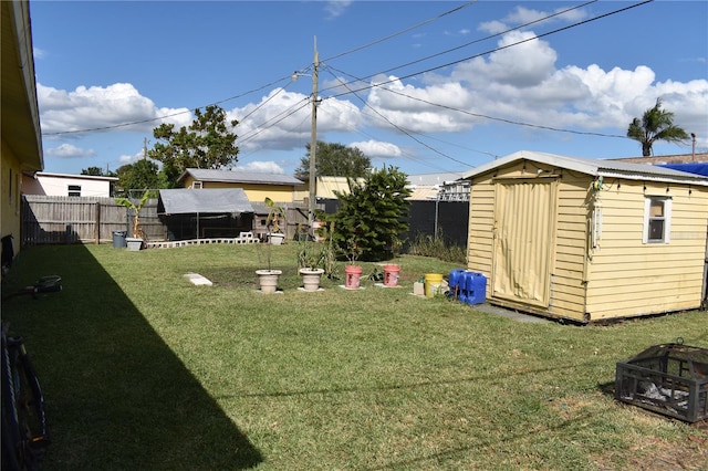 view of yard with a shed