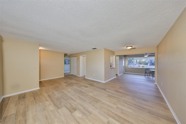 1529 Allegheny Dr, Sun City Center, FL 33573 - photo 5