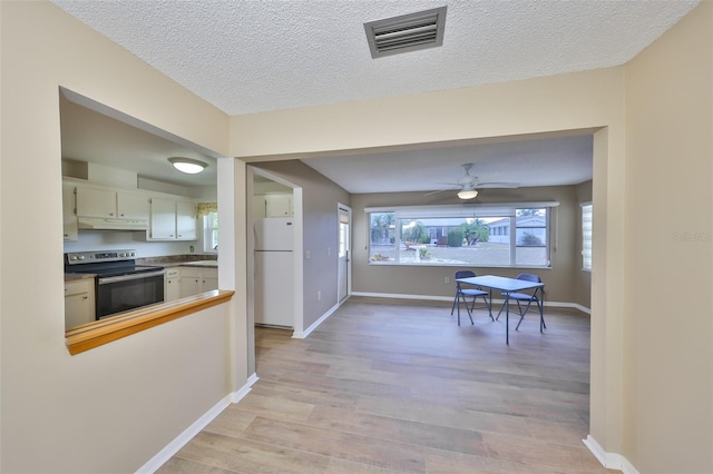 1529 Allegheny Dr, Sun City Center, FL 33573 - photo 7