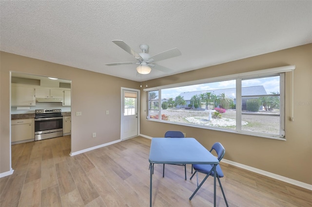 1529 Allegheny Dr, Sun City Center, FL 33573 - photo 8