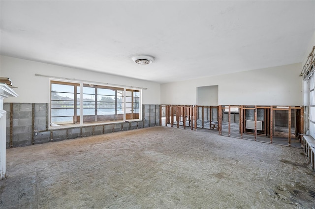 5412 Pali Way, St Pete Beach, FL 33706 - empty room with carpet floors and a water view