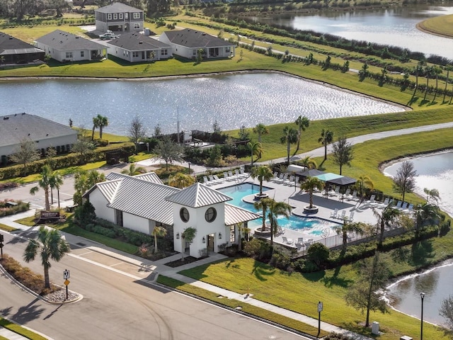 8607 Canyon Creek Trl, Parrish, FL 34219 - bird's eye view of a nearby body of water and a pool