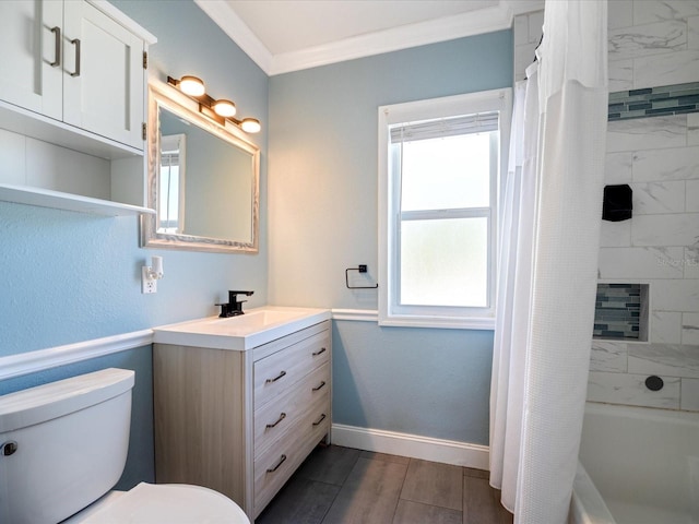 full bathroom featuring toilet, vanity, baseboards, wood tiled floor, and crown molding