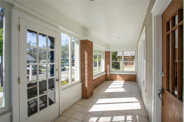 view of sunroom / solarium