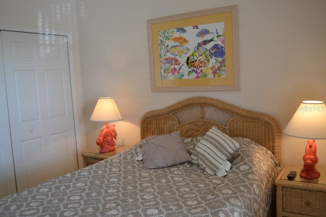 bedroom with a closet