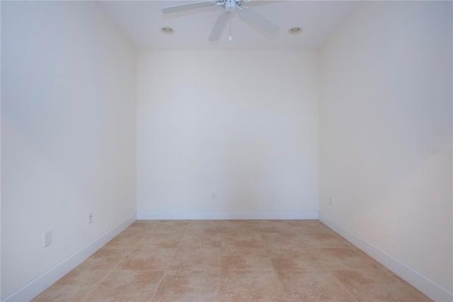 unfurnished room featuring ceiling fan