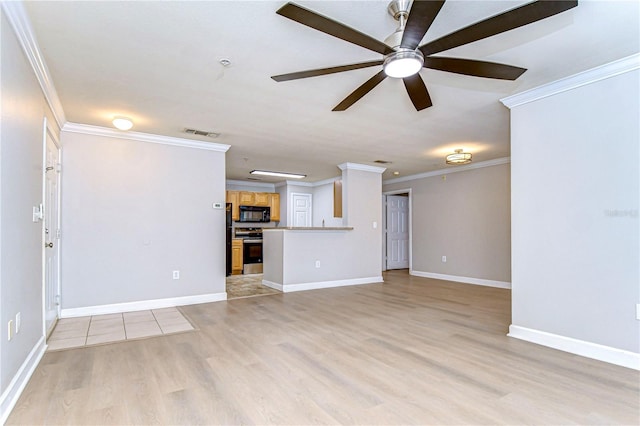 unfurnished living room featuring light hardwood / wood-style floors, ceiling fan, and crown molding