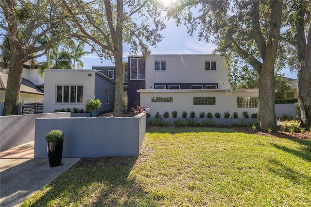 838 Monterey Blvd NE, Saint Petersburg, FL 33704 - photo 1