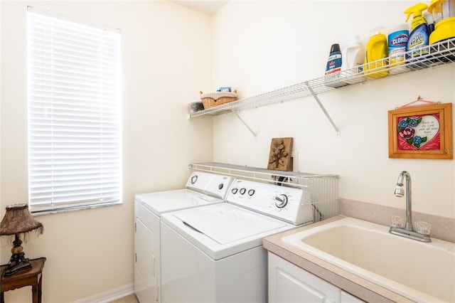 24617 Laurel Ridge Dr, Lutz, FL 33559 - washroom featuring washer and clothes dryer