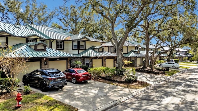 view of front facade featuring a garage