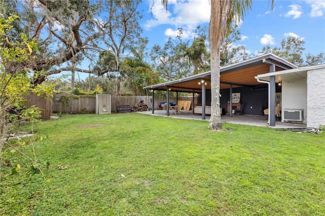 view of yard with a patio area