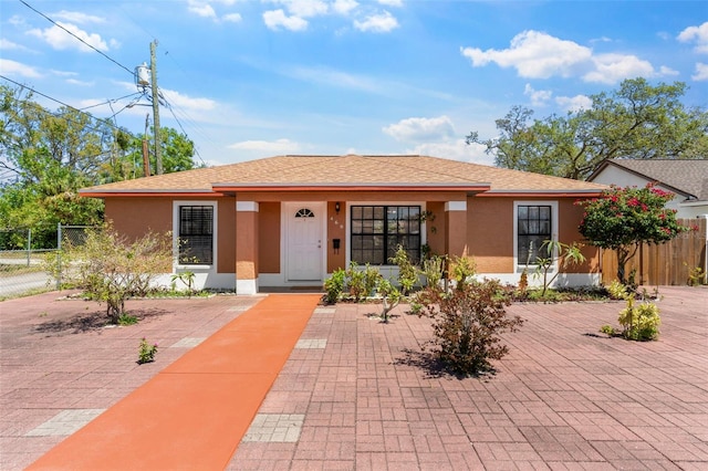 460 48th St S, Saint Petersburg, FL 33711 - photo 1