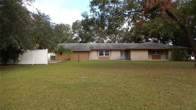 exterior space featuring a lawn