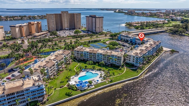 bird's eye view with a water view