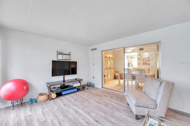 3840 Staysail Ln Unit 3840, Holiday, FL 34691 - living area featuring wood finished floors