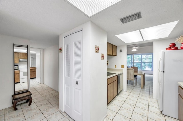 3840 Staysail Ln Unit 3840, Holiday, FL 34691 - photo 14