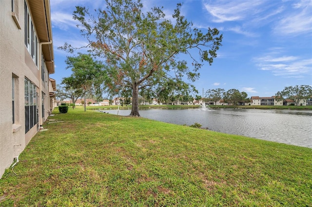 view of yard featuring a water view