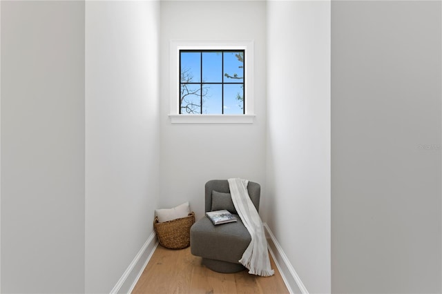 4633 W Lowell Ave, Tampa, FL 33629 - living area with wood finished floors and baseboards