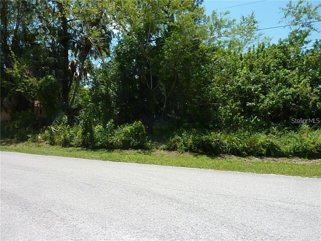 Manati Ave, North Port, FL 34287 - photo 2