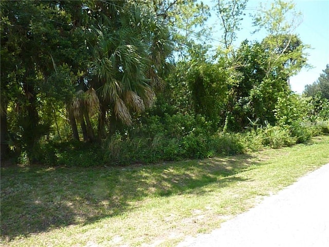 Listing photo 3 for Manati Ave, North Port FL 34287