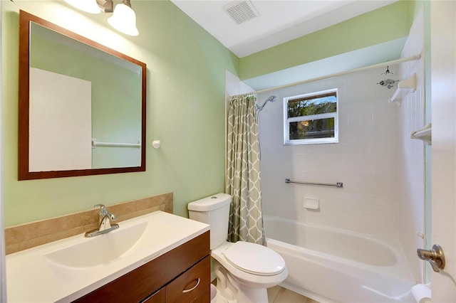 719 Winterbrooke Way, Sun City Center, FL 33573 - full bathroom with toilet, vanity, and shower / bath combination with curtain
