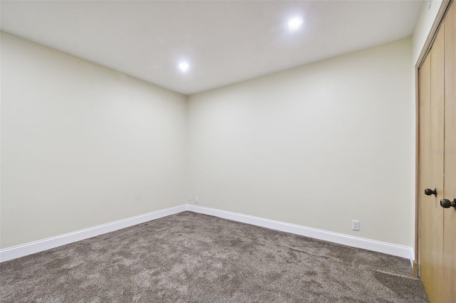 view of carpeted spare room