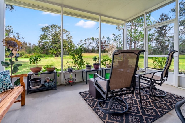 view of sunroom / solarium