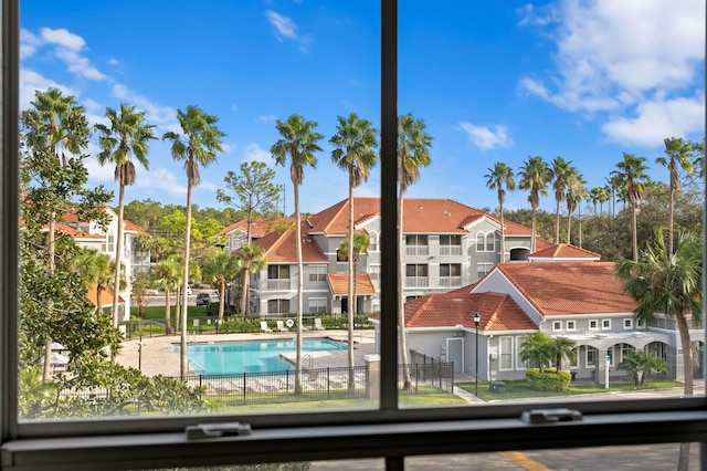 view of swimming pool