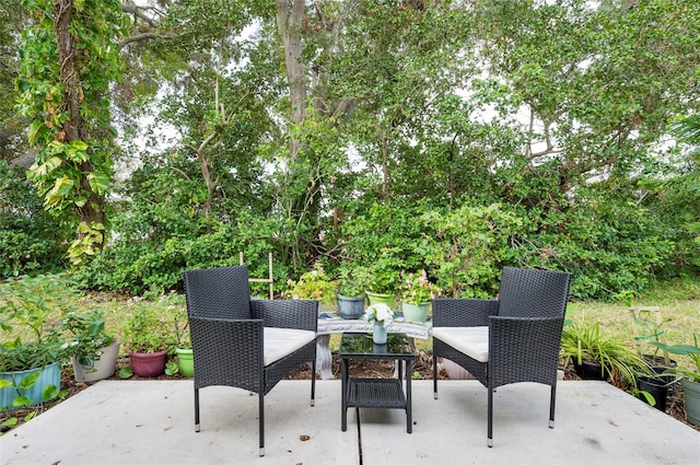 view of patio / terrace featuring outdoor lounge area